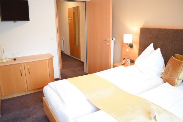 doppelzimmer komfort in richtung eingang doppelzimmer komfort in richtung eingang