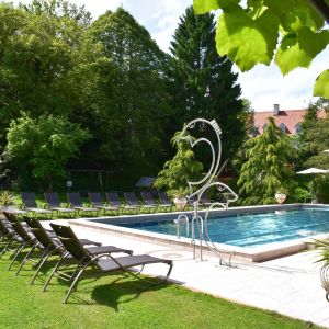 Schwimmbad mit Dusche Schwimmbad mit Dusche